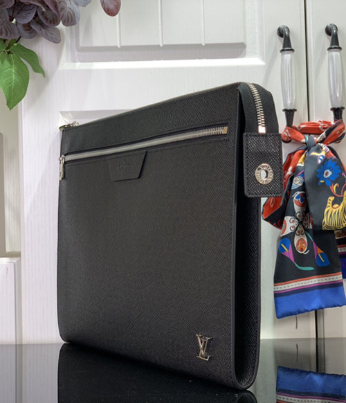 루이비통 블랙 타이가 레더 포쉐트 주르 24H M30965