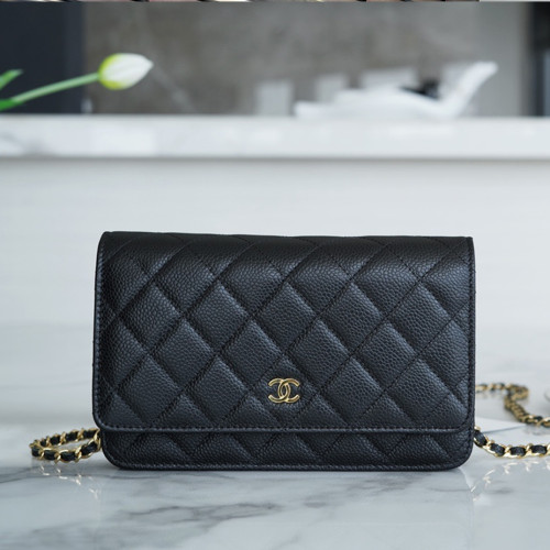 샤넬 클래식 WOC 미니 크로스백 캐비어 금장 AP0250