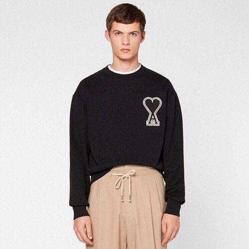 AMI 빅하트 아플리케패치 맨투맨 (블랙)